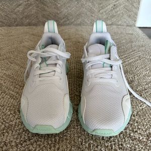 Reebok Zig Dynamica Running Sneakers